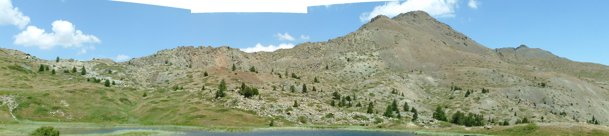 Panorama sur le Mont Chenaillet depuis le Lac Noir.