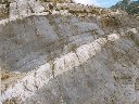 Strates de calcaire et de dolomie alternées du trias. [30566 views]