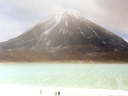 Volcan Licancabur (5916m d'altitude) aujourd'hui inactif. Sur la frontière entre la Bolivie et le Chili. Au premier plan la "Laguna Verde".
<BR><A HREF='https://phototheque.enseigne.ac-lyon.fr/photossql/GoogleEarth/licancabur.kmz'><IMG SRC='googleearth.gif' BORDER=0></A> [29267 views]