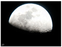 La lune observée avec un téléscope de type DOBSON 30 cm avec oculaire "grand angle". [24143 views]