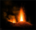 éruption du 14 Juillet 2017 au Piton de la fournaise. La phase éruptive qui a débuté le 14 juillet à 00h50 heure locale s'est terminée le 28 août 2017 à 3h00 heure locale (23h00 UTC le 27 août). Volcan de type effusif ou volcan « rouge ».  [6373 views]