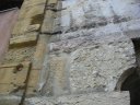 Quartier de Saint Jean : calcaire jaune à entroques ("pierre de Couzon" - aalénien) et calcaire à Gryphées (Lias - sinémurien). [26813 views]